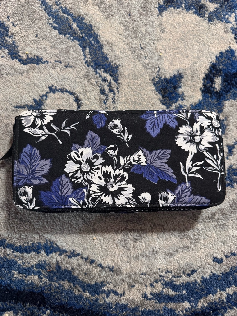 Vera Bradley Large 7 day pill organizer; Black, Blue & White Floral Zip case